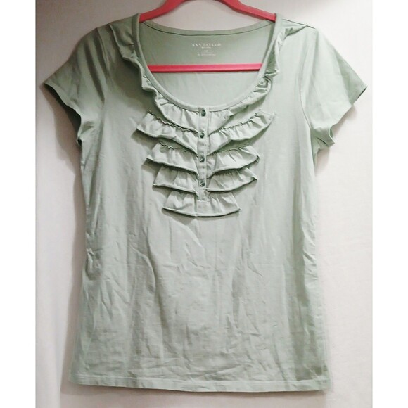 Ann Taylor Cotton Spandex Short Sleeve Ruffle Neck Buttons Size Medium Blouse - Picture 1 of 4